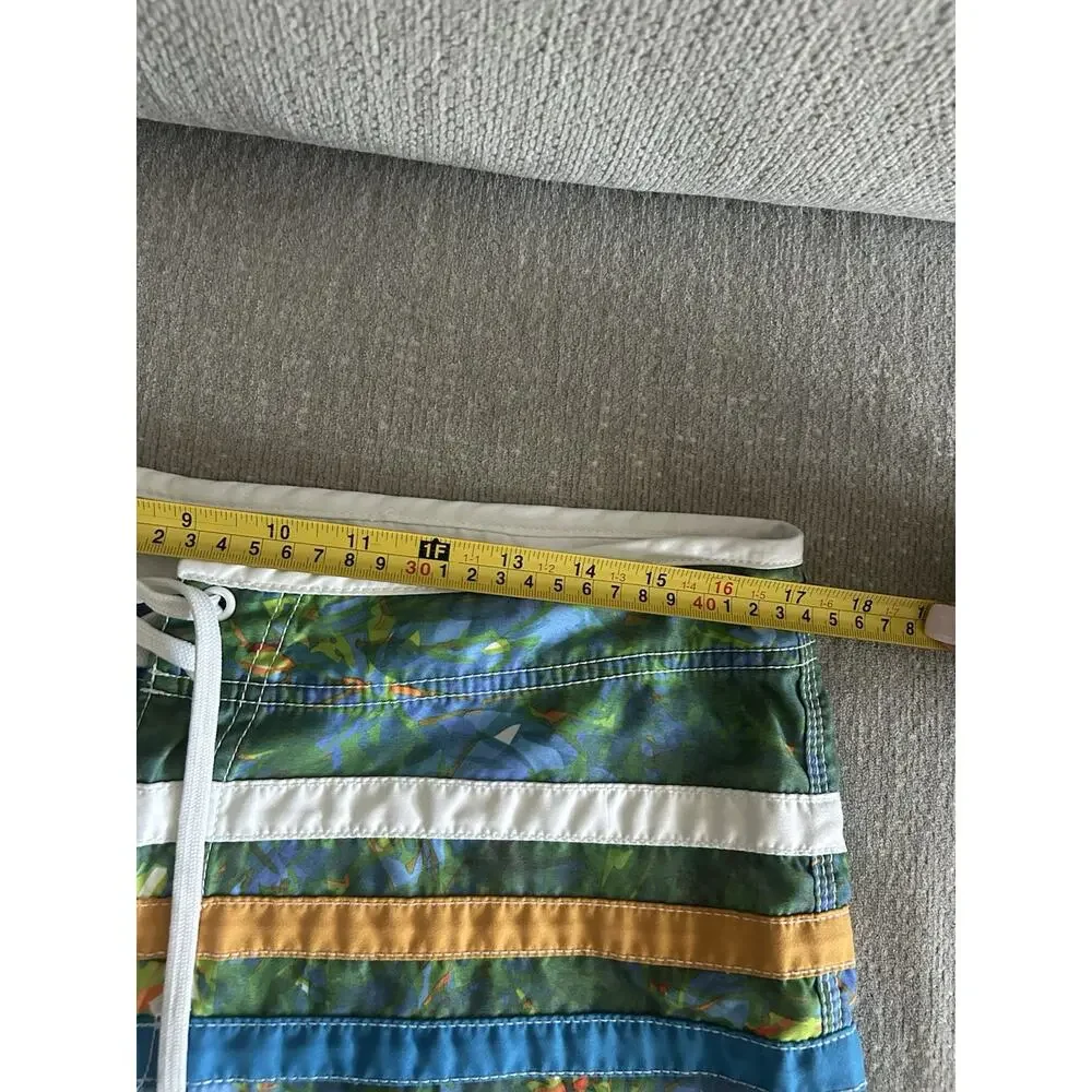 Katin Custom Fit Swim Trunks Mens 32 Tropical Board Shorts Surf USA Camu